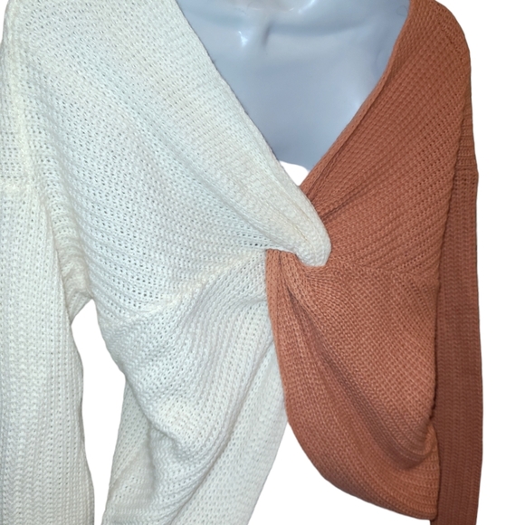 Color block twist back sweater oversized medium - Picture 4 of 6